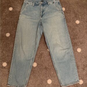 Uniqlo Men's Relaxed Light Blue Jeans